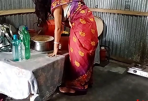 Red Saree Cute Bengali Boudi sex (Official video Oleh Localsex31)