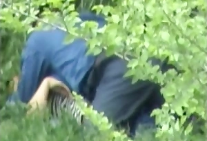 close-mouthed webcam - sex in woodland - csm