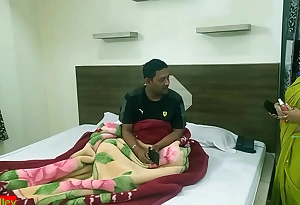 Indian Bengali hot bhabhi xxx best sex with unknown guest!! Amazing hot talking!