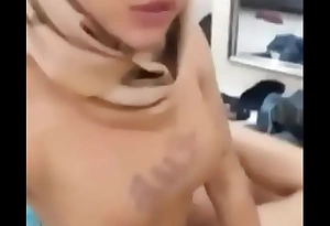 Muslim Indonesian Shemale win fucked by lucky guy